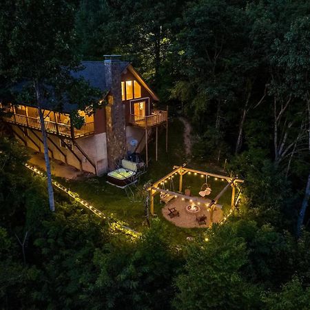 Maggie Valley Cabin With Beautiful Mountain Views, Hottub, Pet Friendly, Gameroom, Fireplace Eksteriør bilde