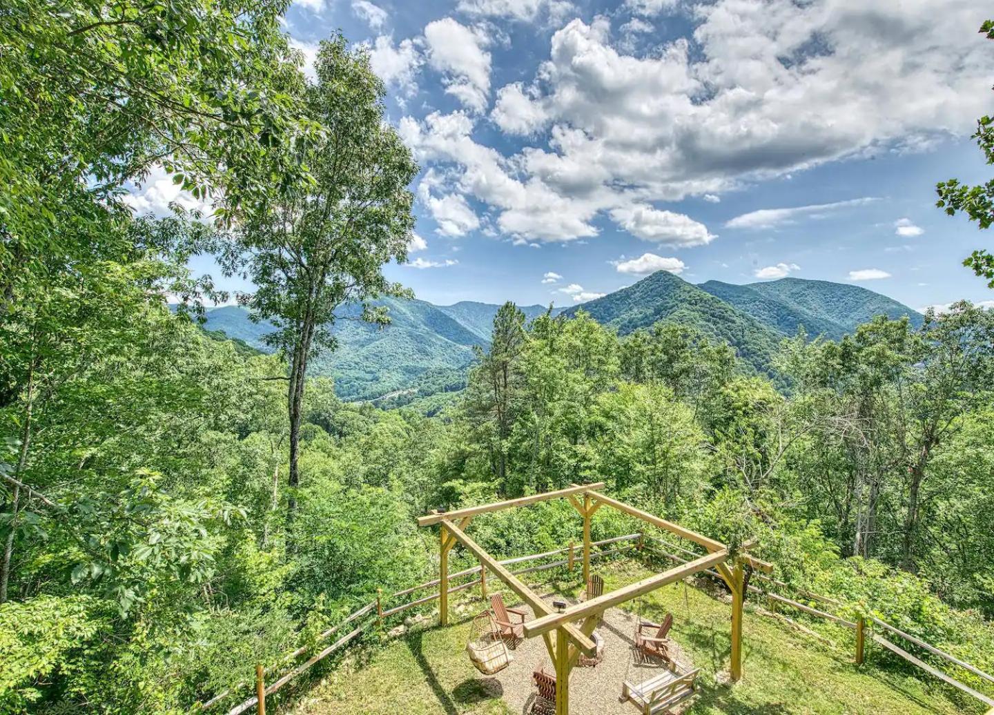 Maggie Valley Cabin With Beautiful Mountain Views, Hottub, Pet Friendly, Gameroom, Fireplace Eksteriør bilde