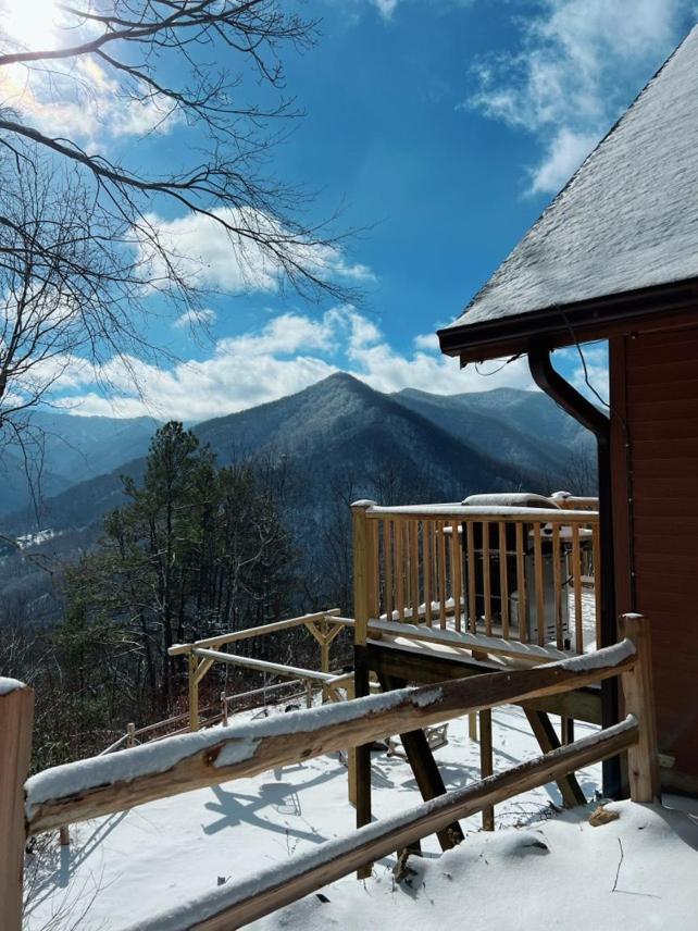 Maggie Valley Cabin With Beautiful Mountain Views, Hottub, Pet Friendly, Gameroom, Fireplace Eksteriør bilde